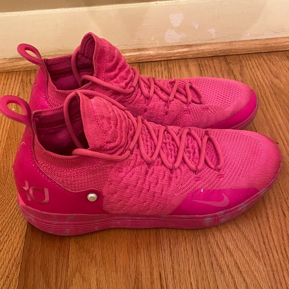 kd 11 aunt pearl size 6